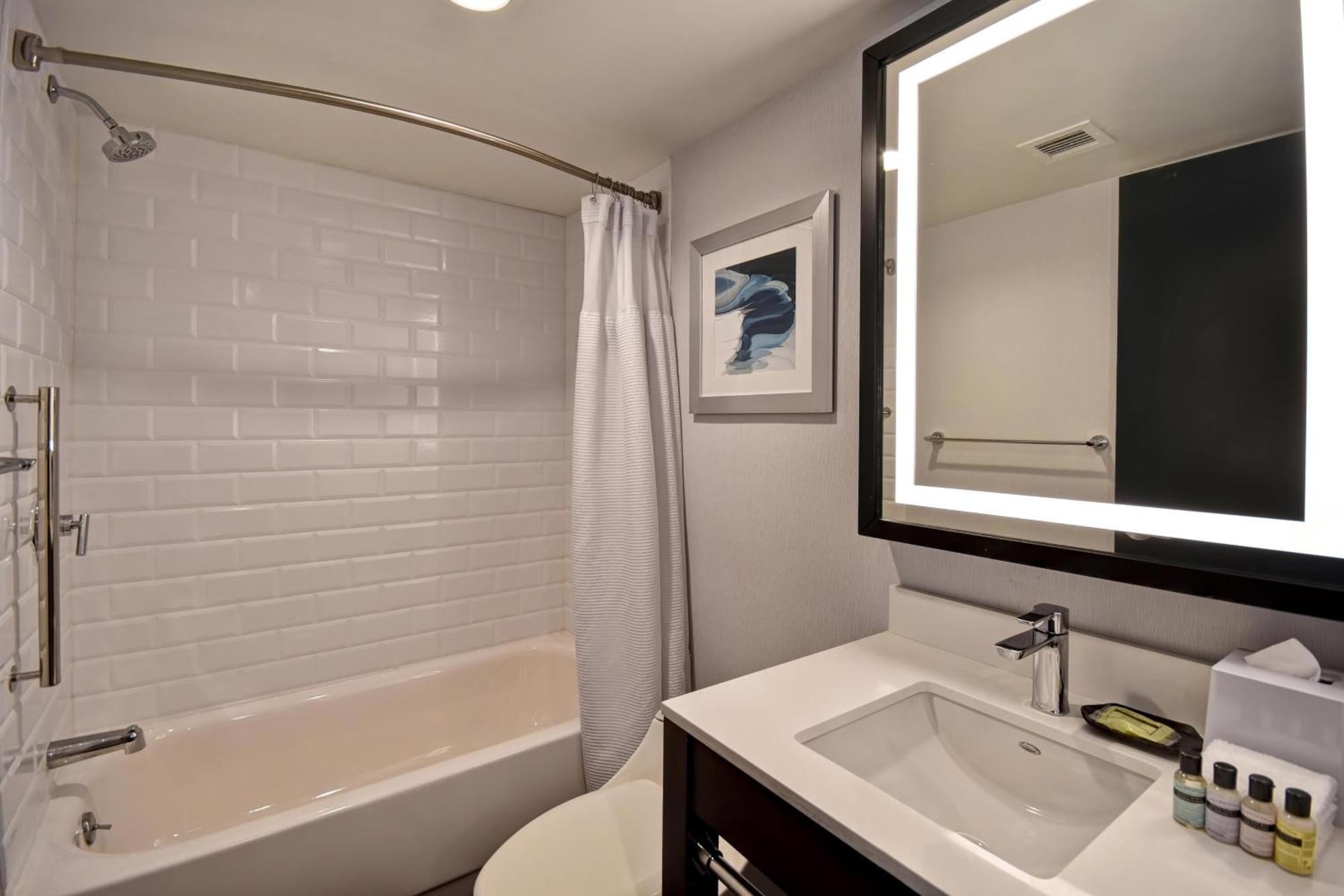 Four Points By Sheraton Boston Newton Exterior foto